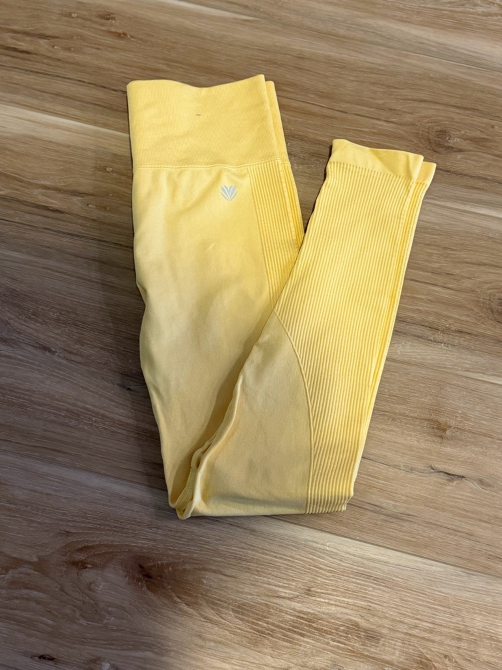 Forever 21 Yellow Ribbed-Detail Leggings
